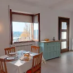 Hébergement de vacances Casa Panoramica Con Cortile A 15' Da Rome