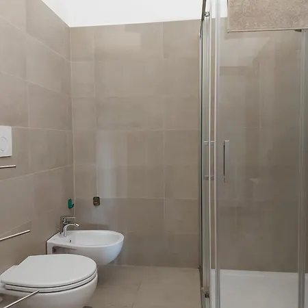 Casa Panoramica Con Cortile A 15' Da *