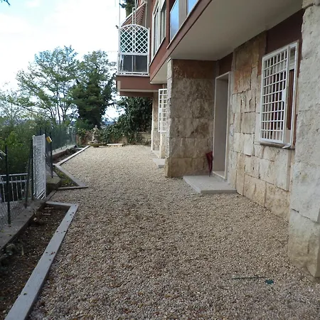 Casa Panoramica Con Cortile A 15' Da Rome